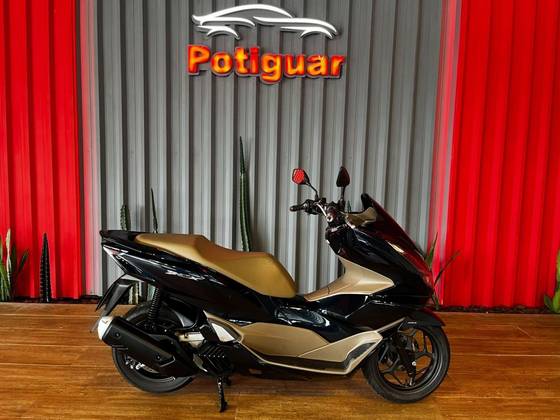 HONDA PCX DLX HONDA PCX DLX
